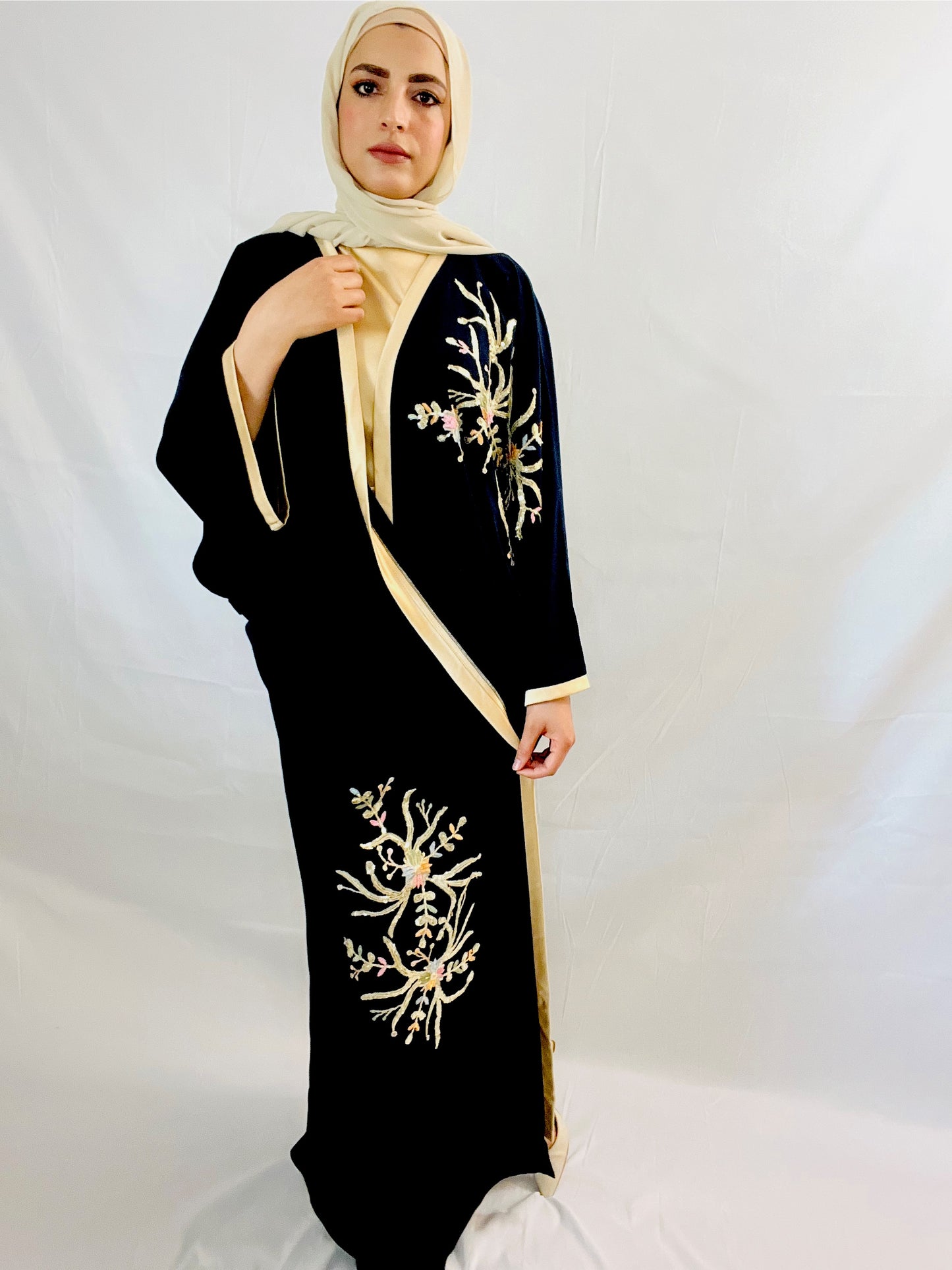 Modest Black and Gold Abaya